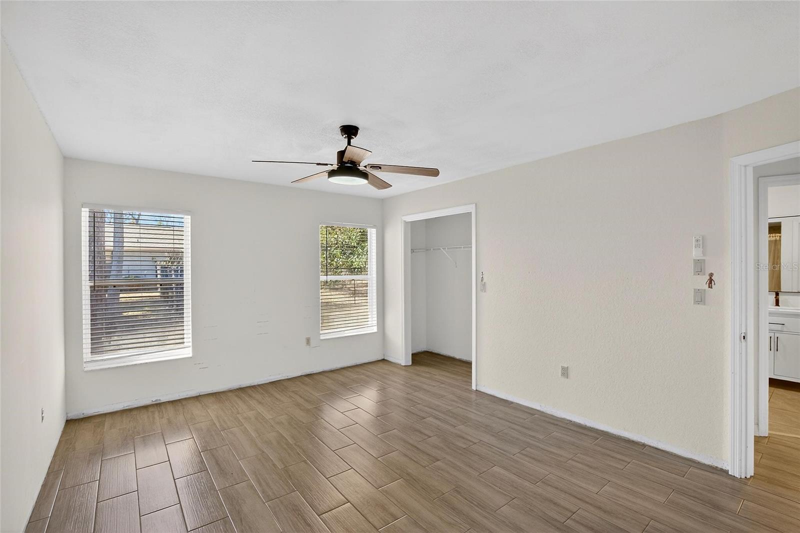 Image 46 of 97 For 15047 Woodbury Road