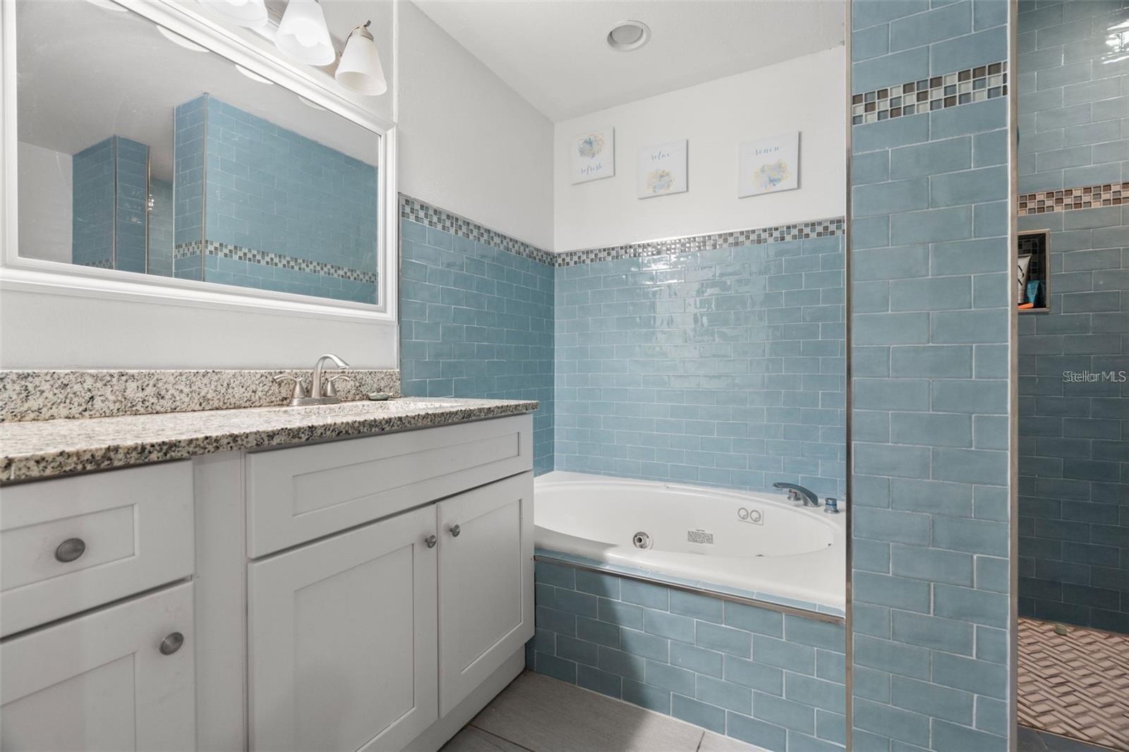 Image 14 of 50 For 1423 Water View Drive W