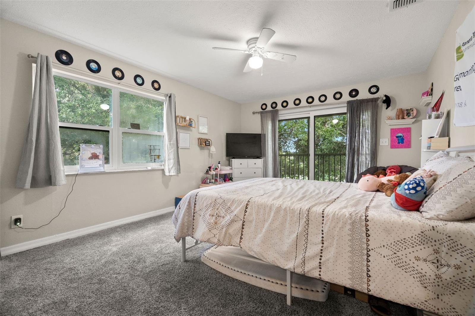 Image 20 of 50 For 1423 Water View Drive W