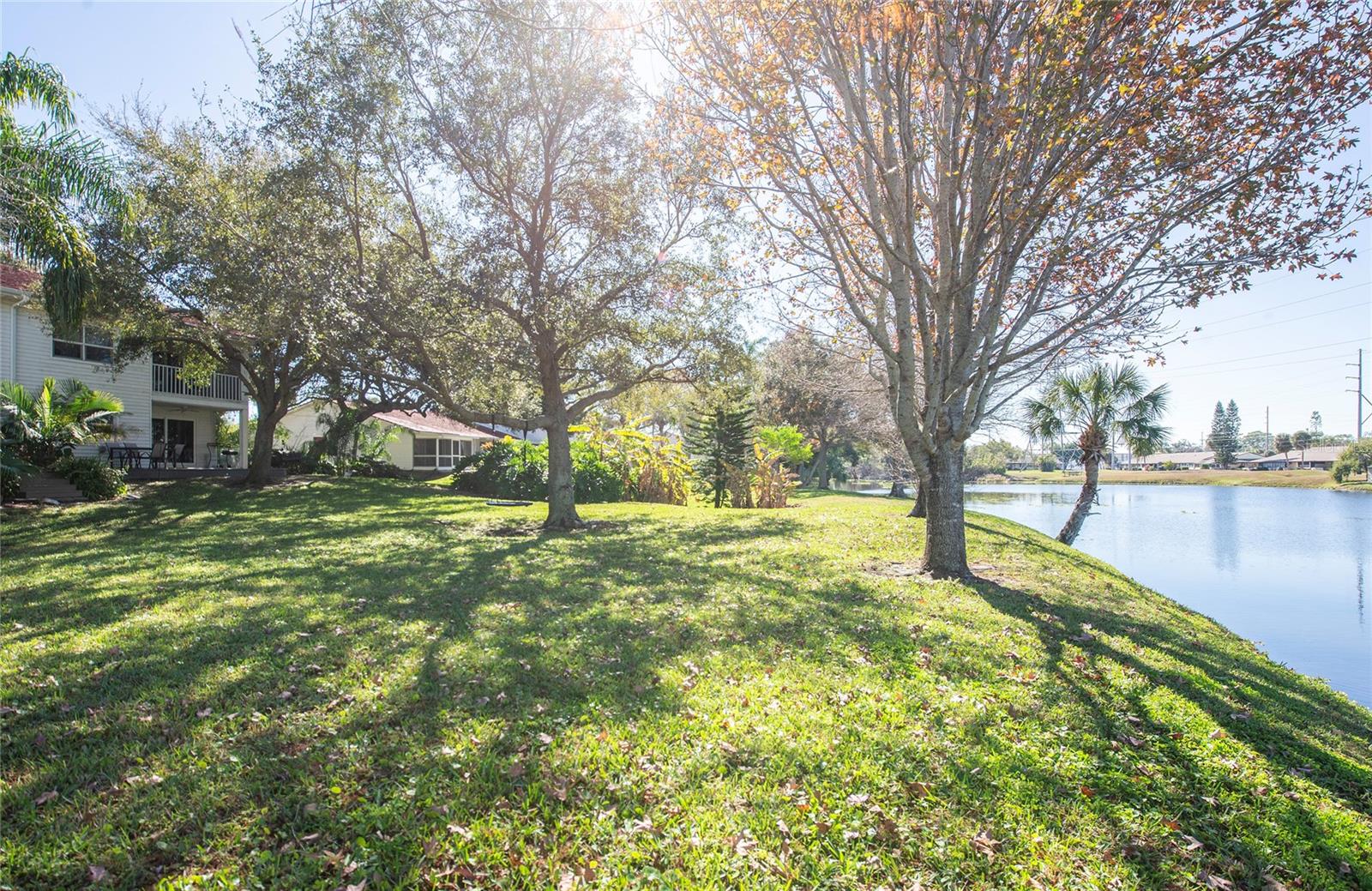 Image 49 of 50 For 1423 Water View Drive W