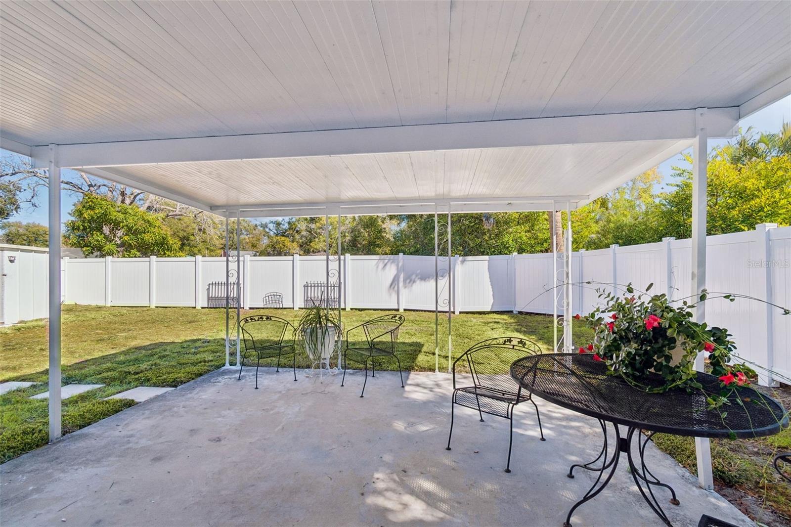 Image 41 of 47 For 2205 Grady Avenue