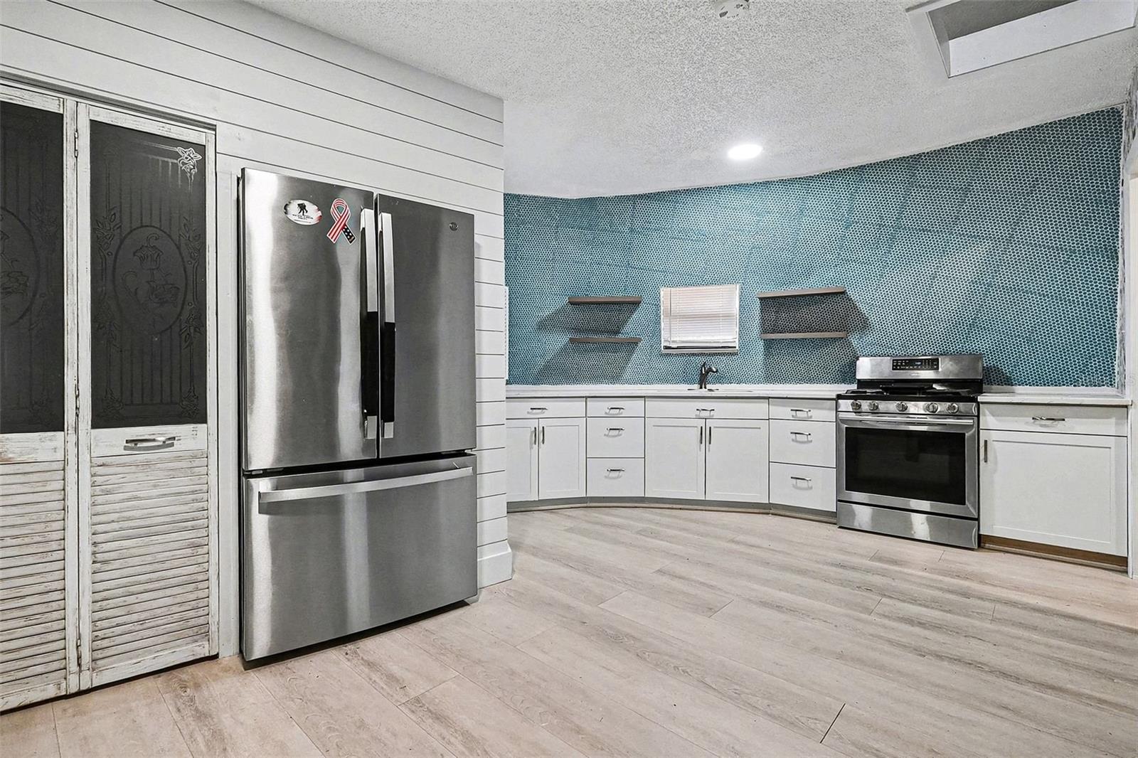 Image 10 of 34 For 2567 Us Highway 98 W