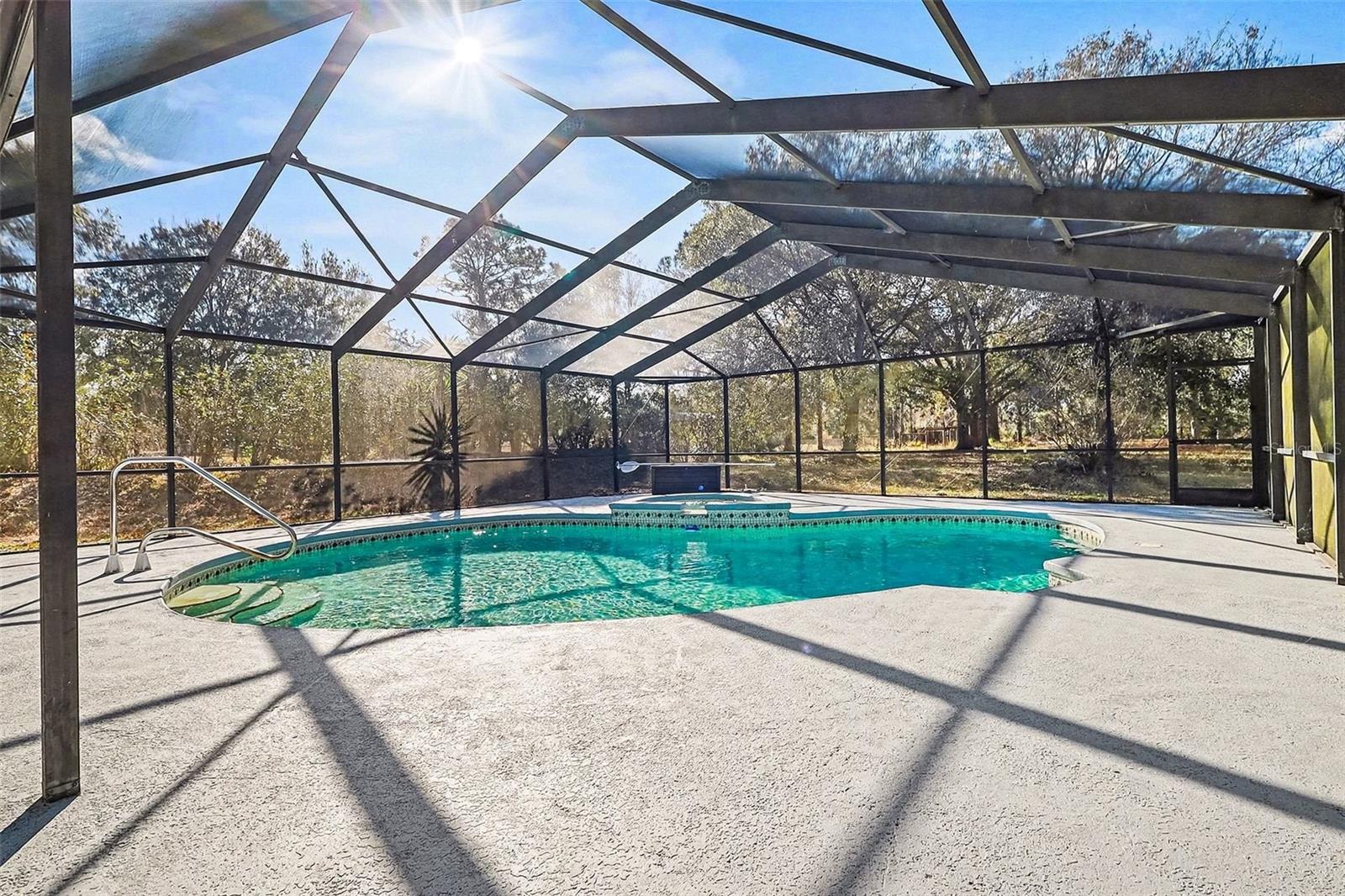 Image 33 of 34 For 2567 Us Highway 98 W