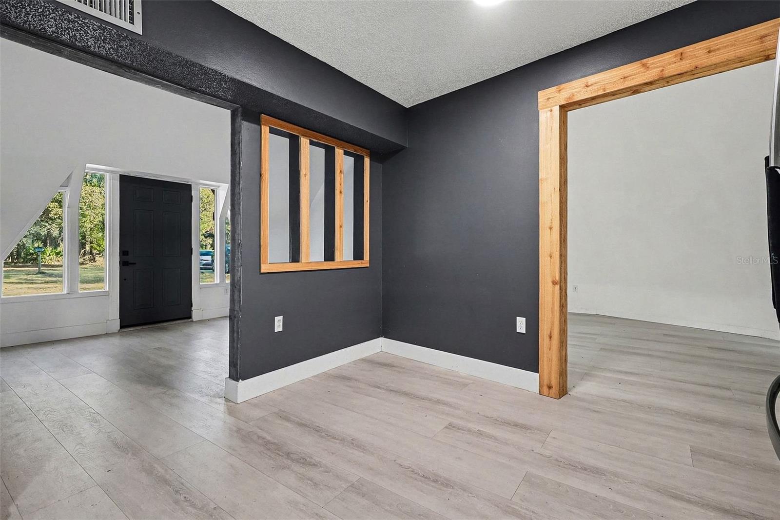 Image 5 of 34 For 2567 Us Highway 98 W