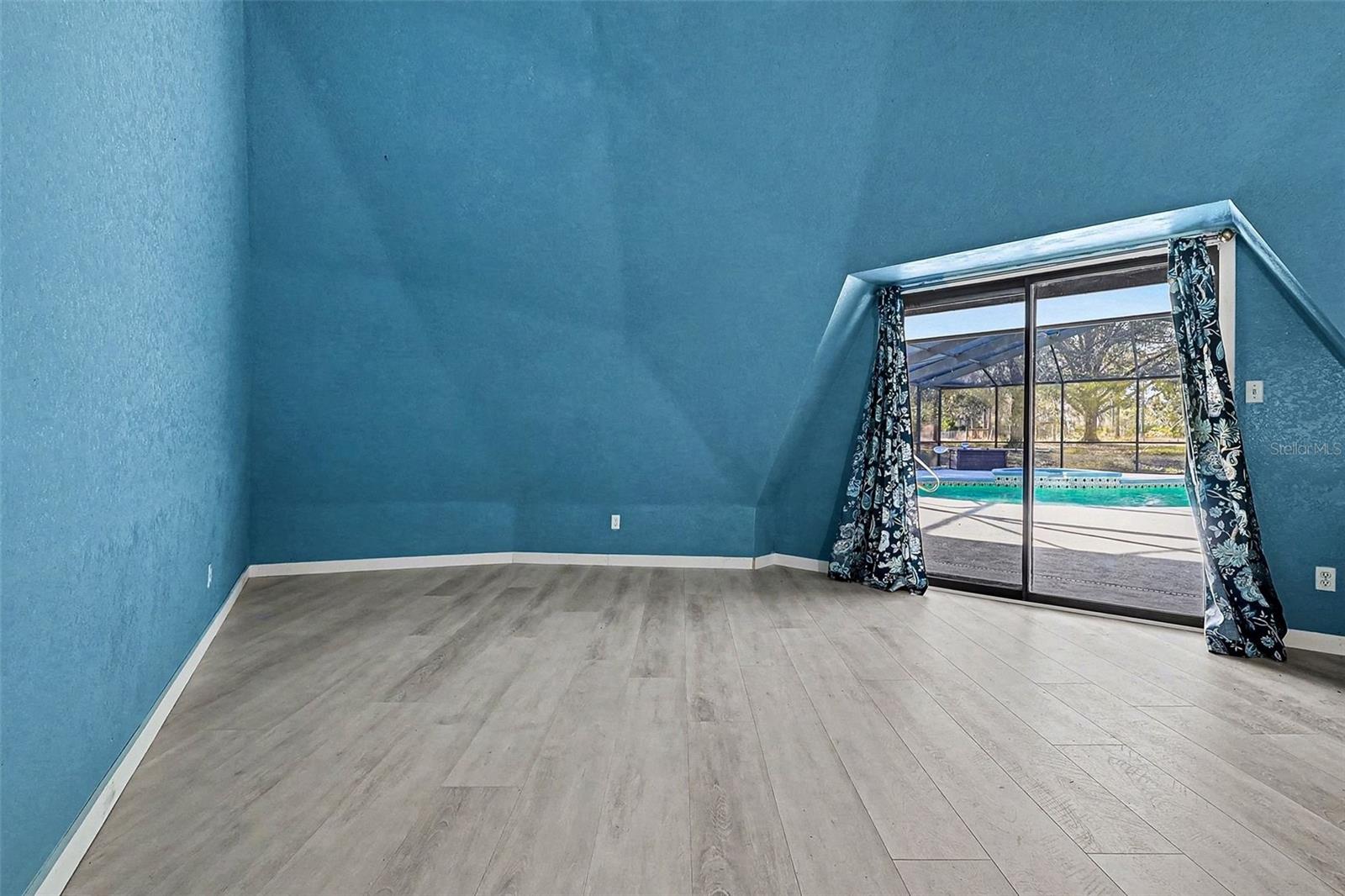 Image 7 of 34 For 2567 Us Highway 98 W