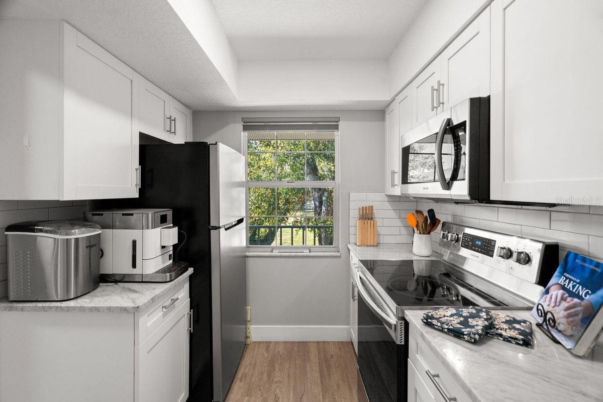 Image 14 of 60 For 300 Clyde Lane 215