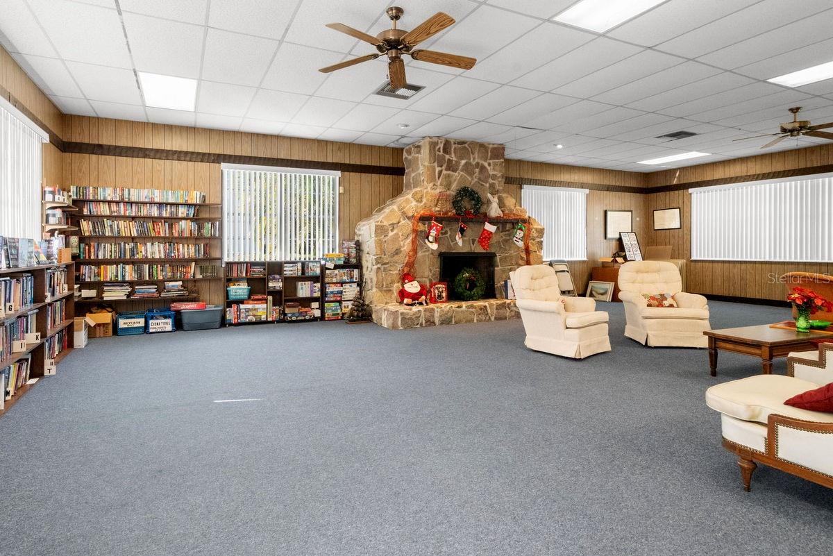 Image 37 of 60 For 300 Clyde Lane 215