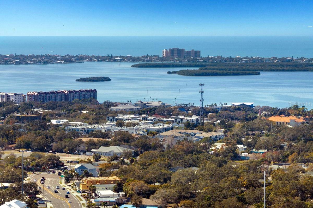 Image 45 of 60 For 300 Clyde Lane 215