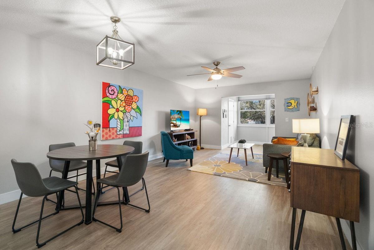 Image 7 of 60 For 300 Clyde Lane 215