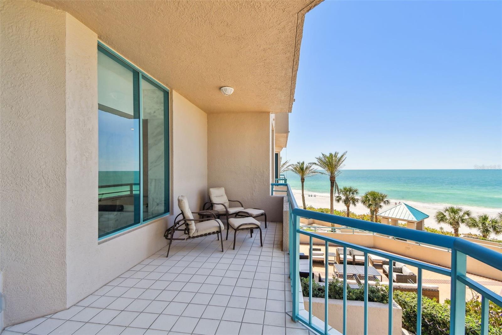 Image 43 of 100 For 1560 Gulf Boulevard 306