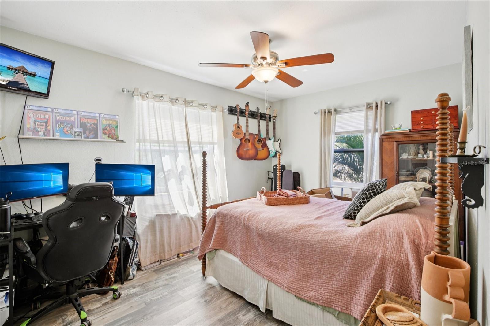 Image 24 of 33 For 2818 11th Avenue W