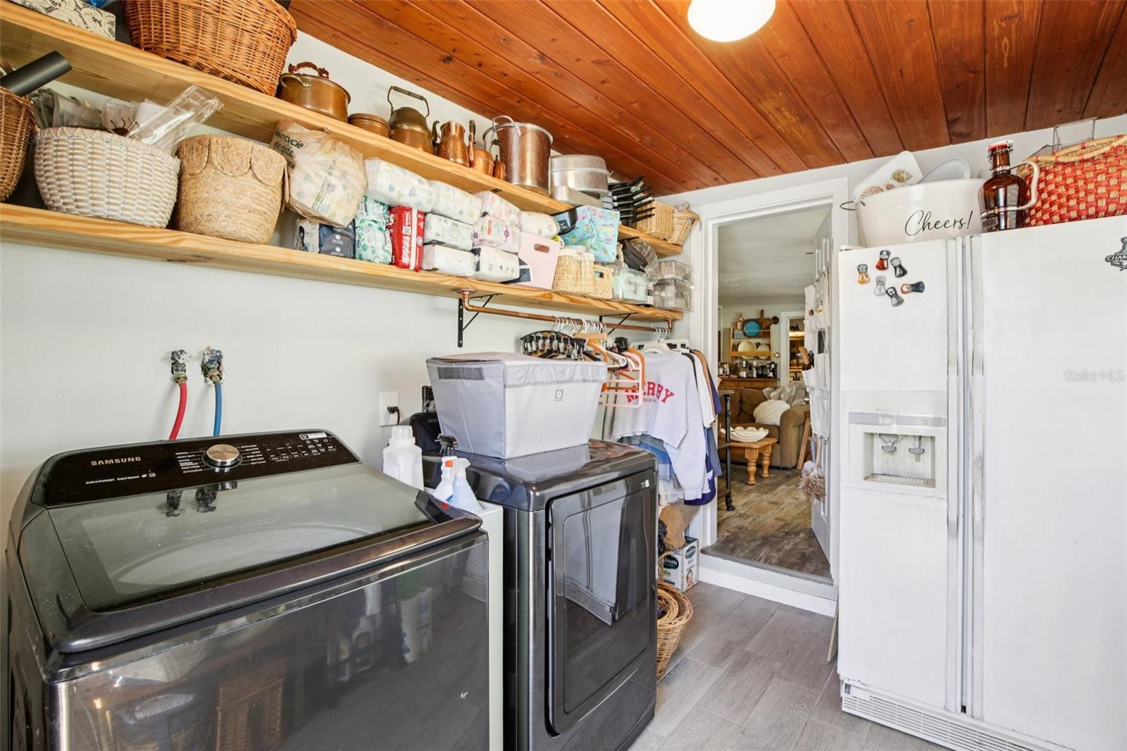 Image 25 of 33 For 2818 11th Avenue W