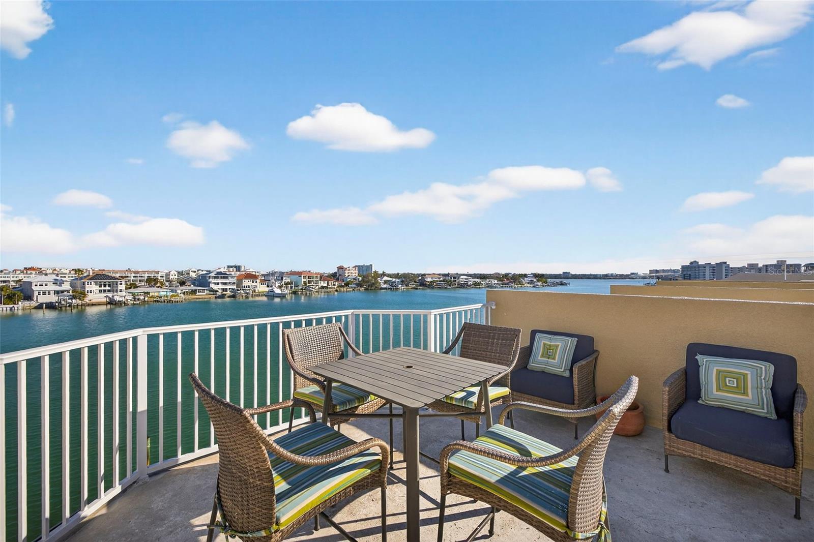 Image 22 of 30 For 620 Bayway Boulevard