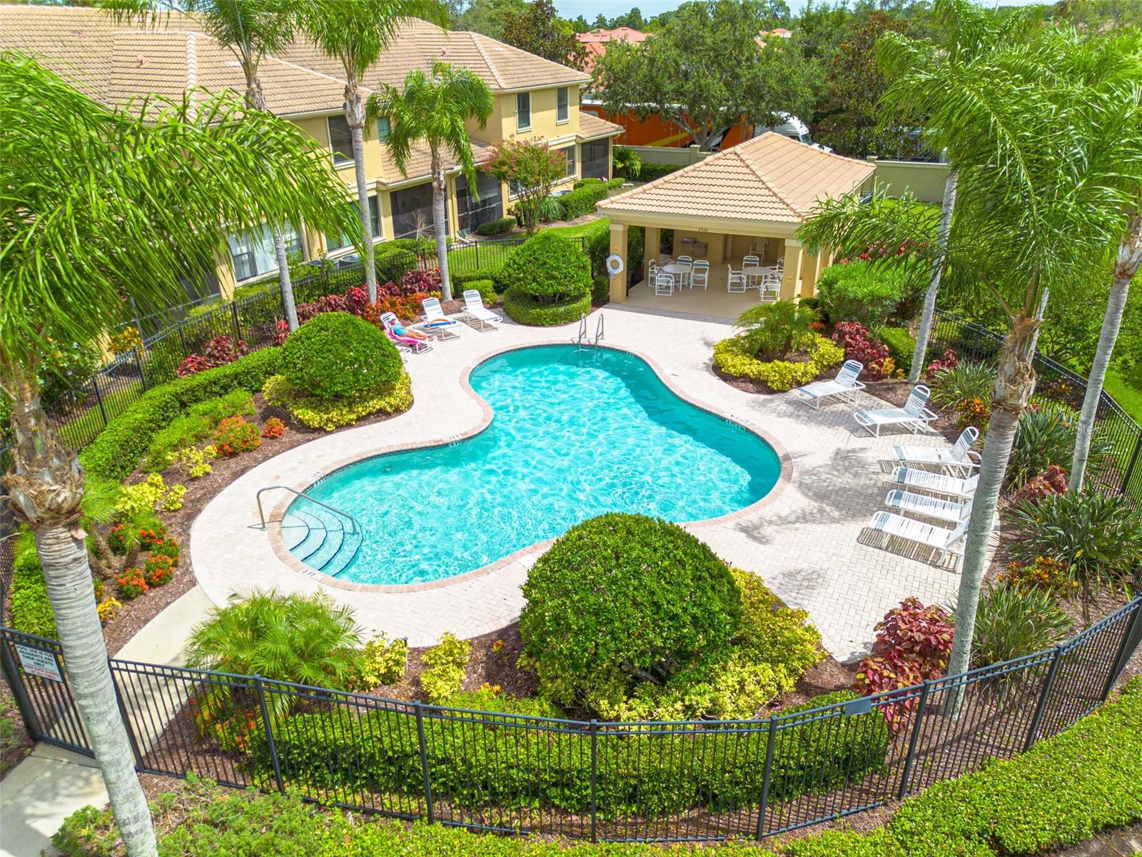 Image 32 of 33 For 2567 Gloriosa Drive