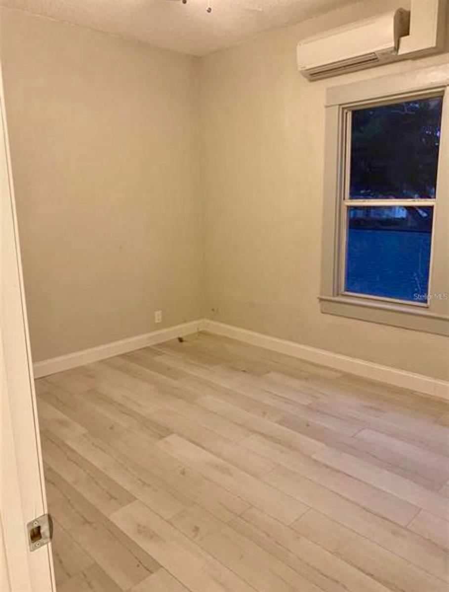 Image 19 of 54 For 1212 25th Avenue