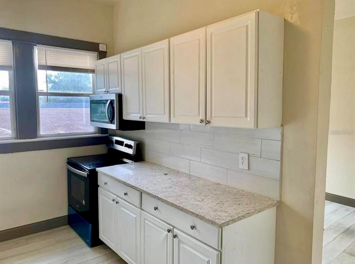 Image 27 of 54 For 1212 25th Avenue