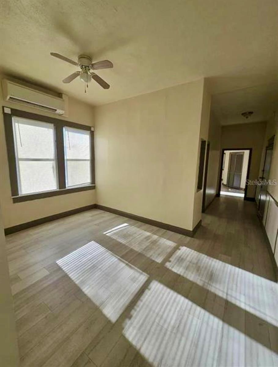 Image 28 of 54 For 1212 25th Avenue