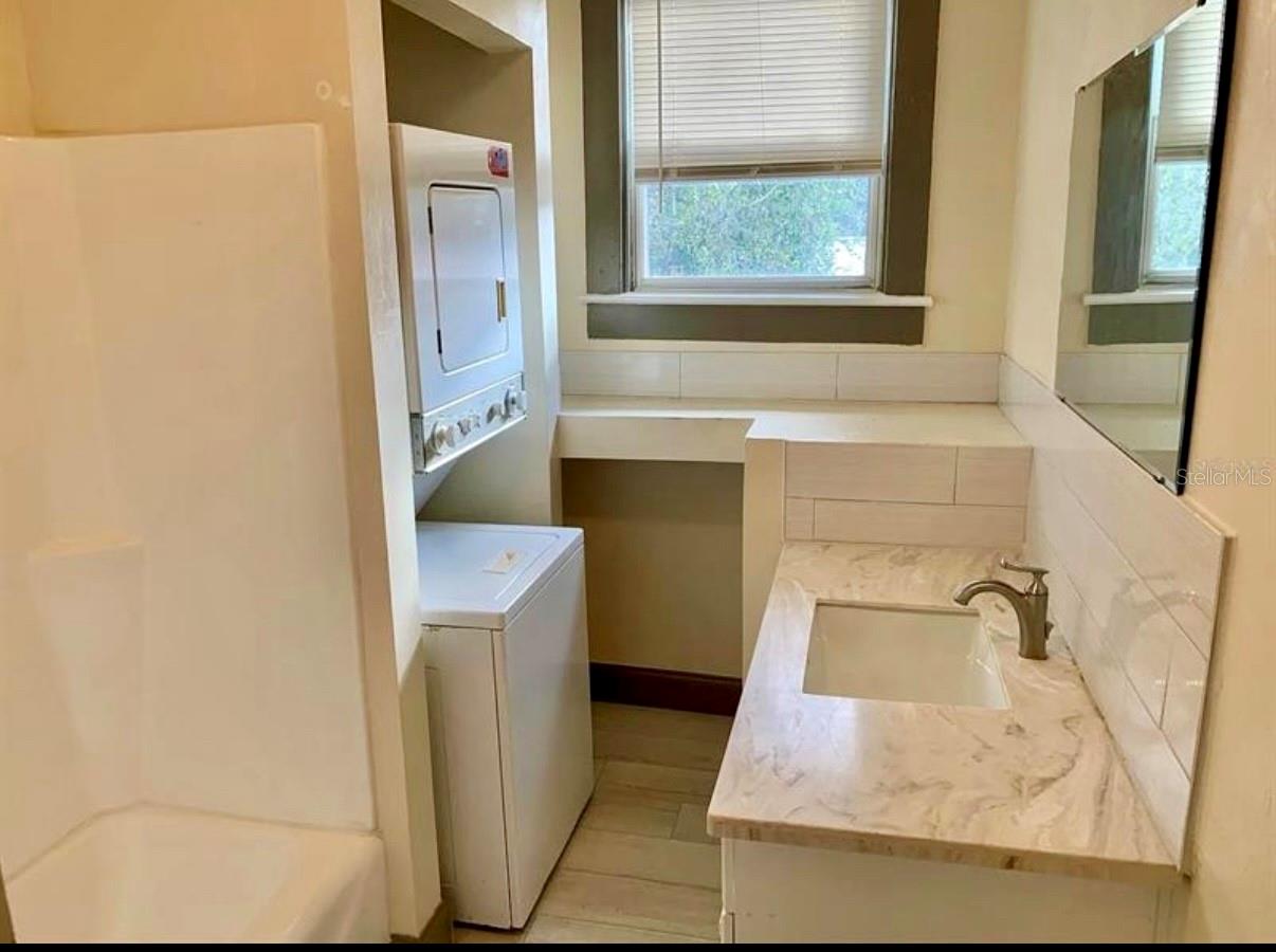 Image 31 of 54 For 1212 25th Avenue