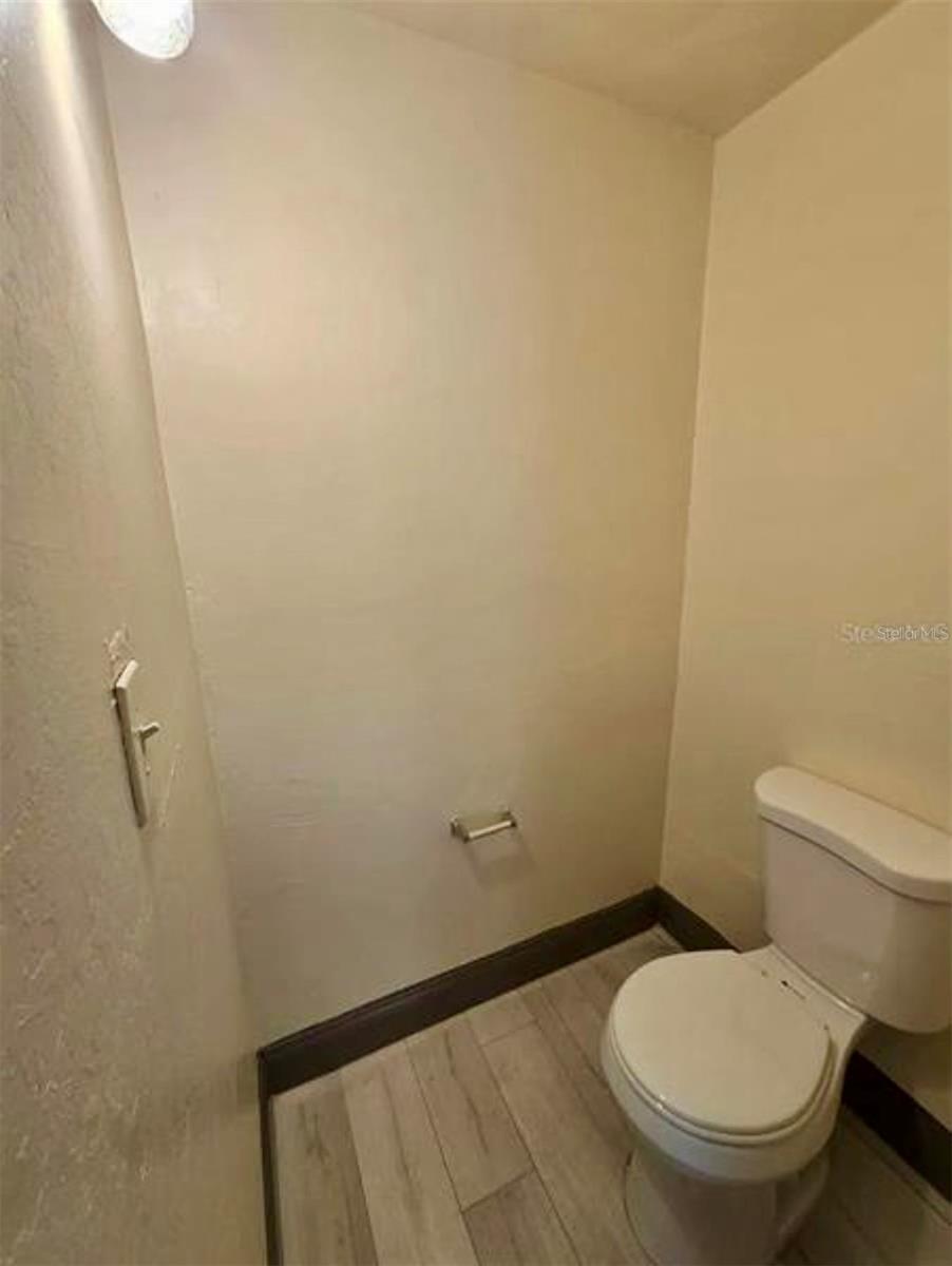 Image 32 of 54 For 1212 25th Avenue