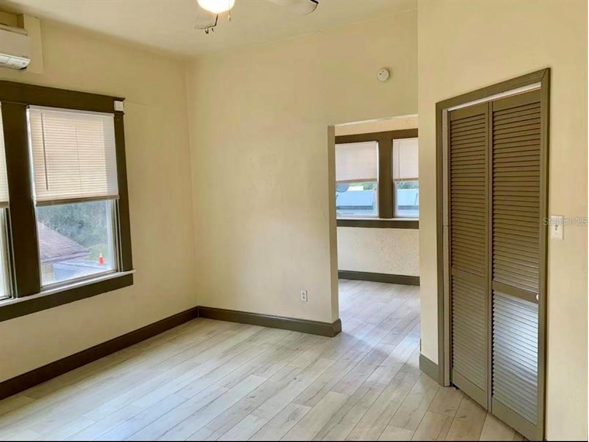 Image 35 of 54 For 1212 25th Avenue