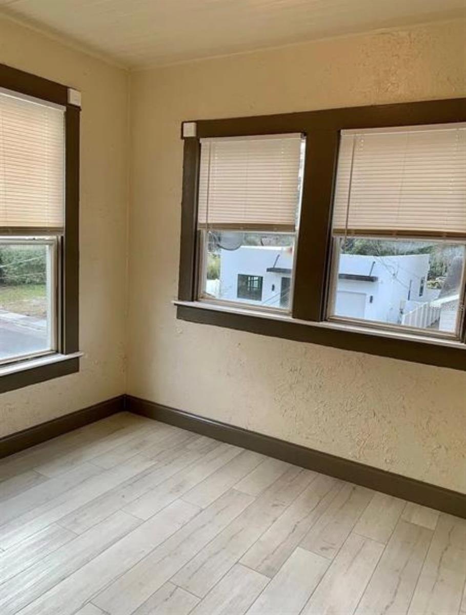 Image 36 of 54 For 1212 25th Avenue