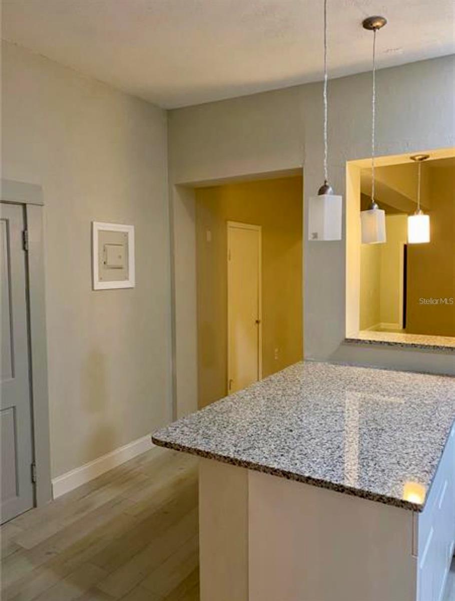 Image 7 of 54 For 1212 25th Avenue