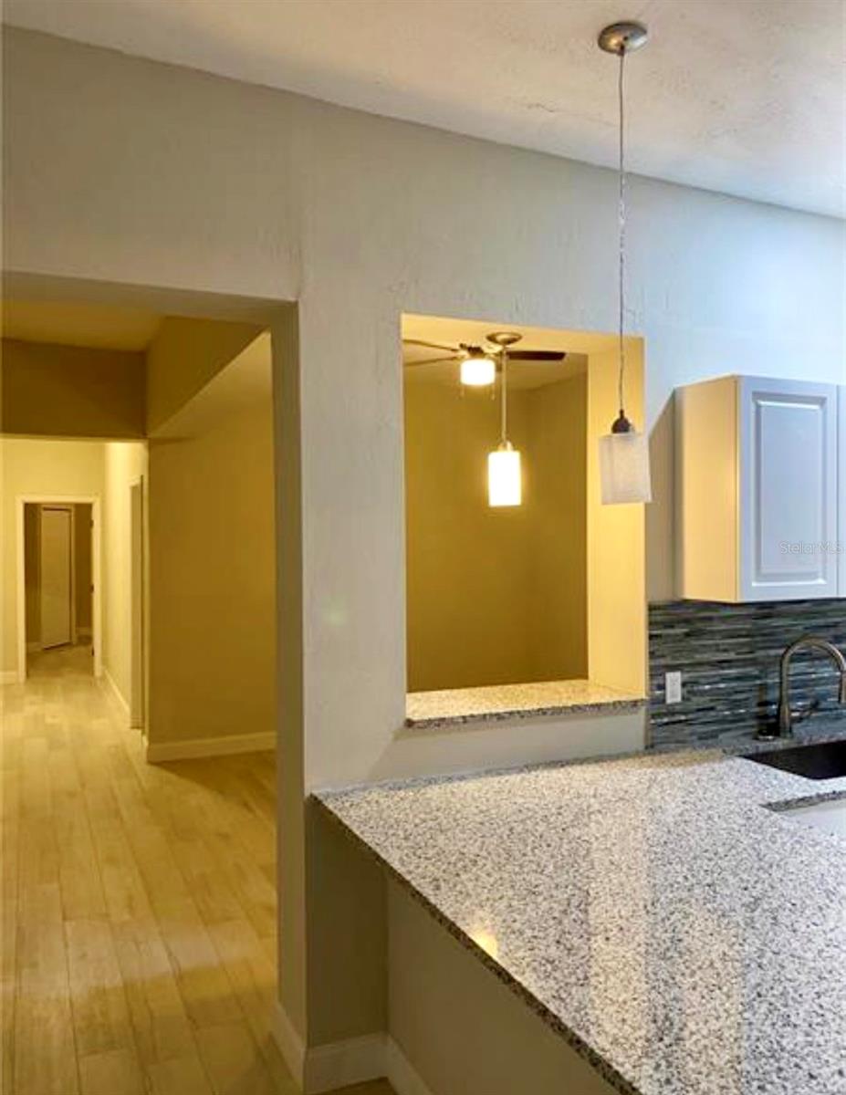 Image 8 of 54 For 1212 25th Avenue