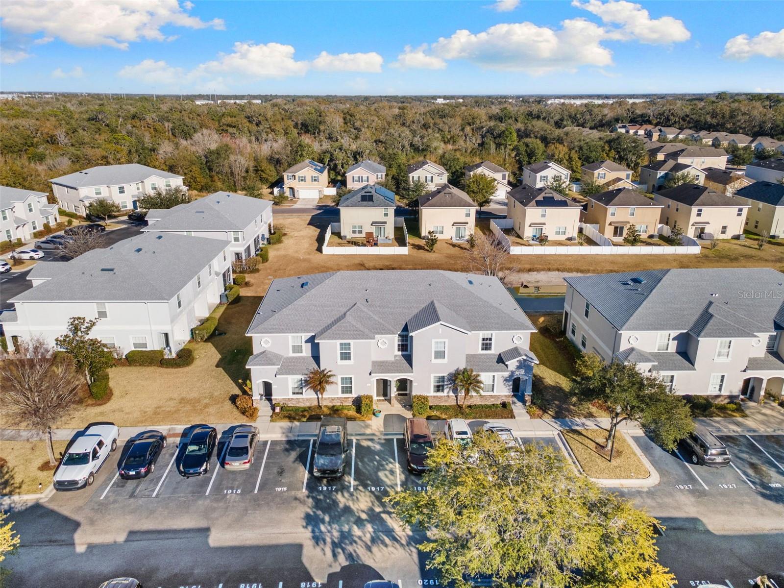 Listing photo id 33 for 1919 Greenwood Valley Drive