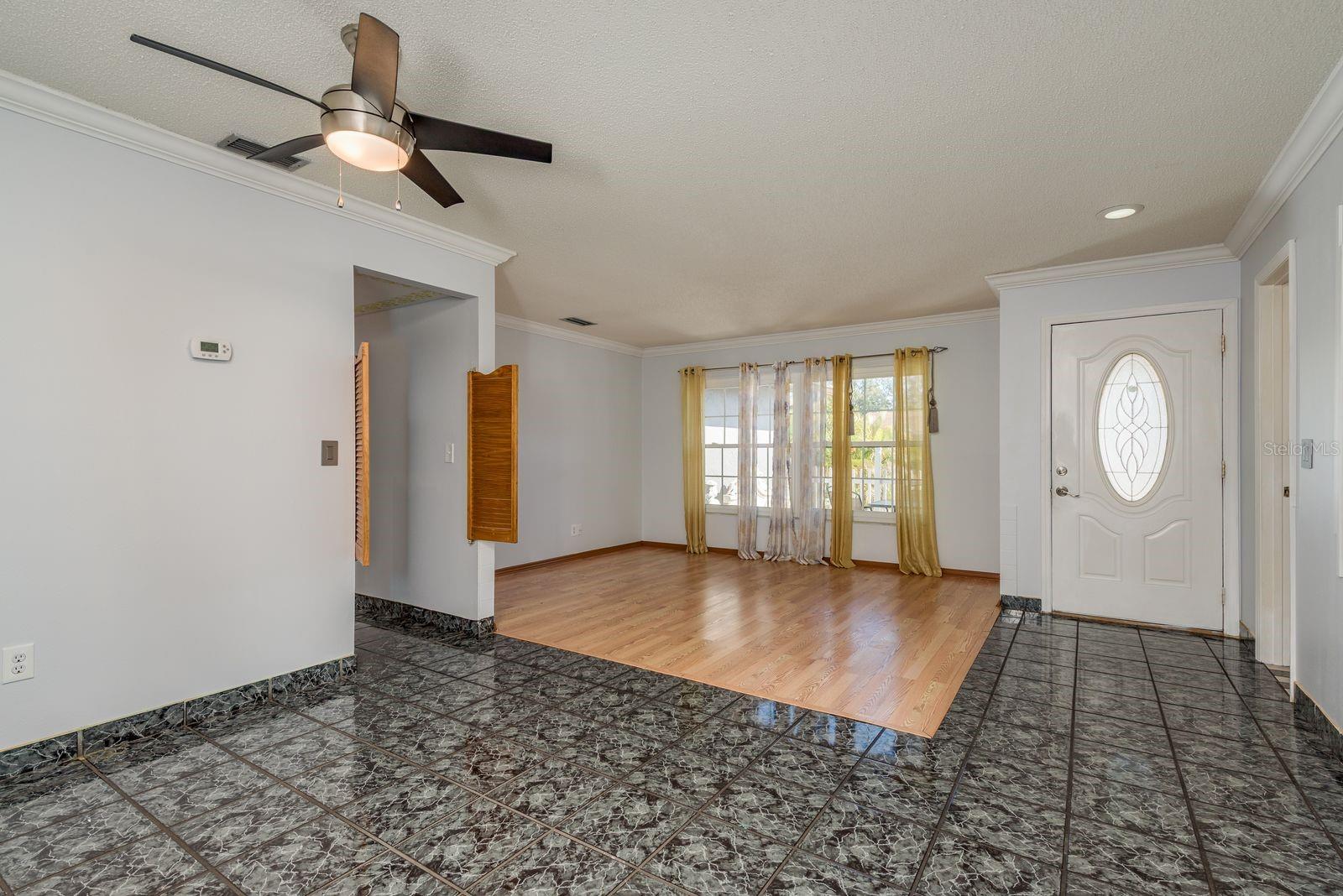 Image 10 of 39 For 7912 Soaring Trail Lane