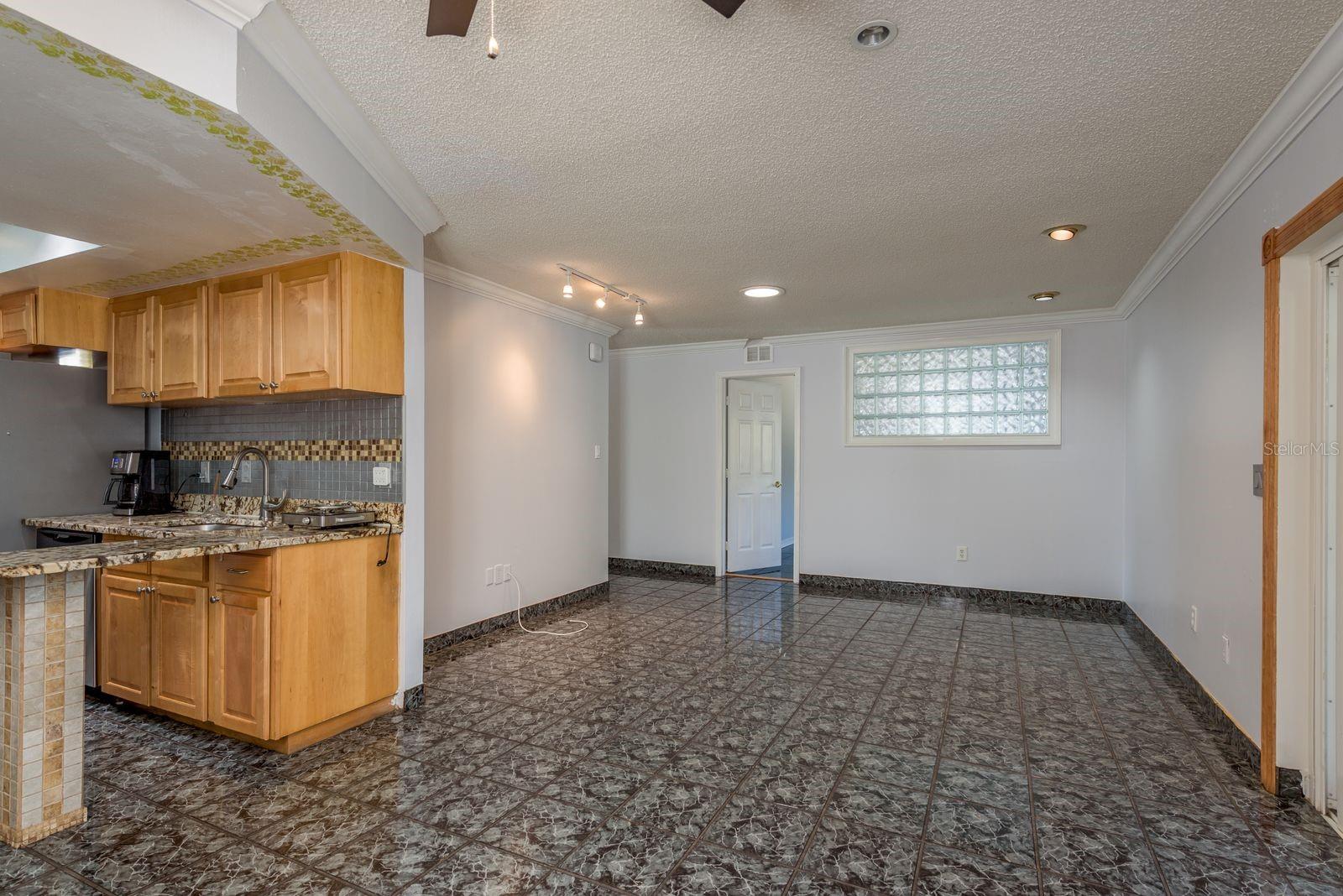 Image 14 of 39 For 7912 Soaring Trail Lane