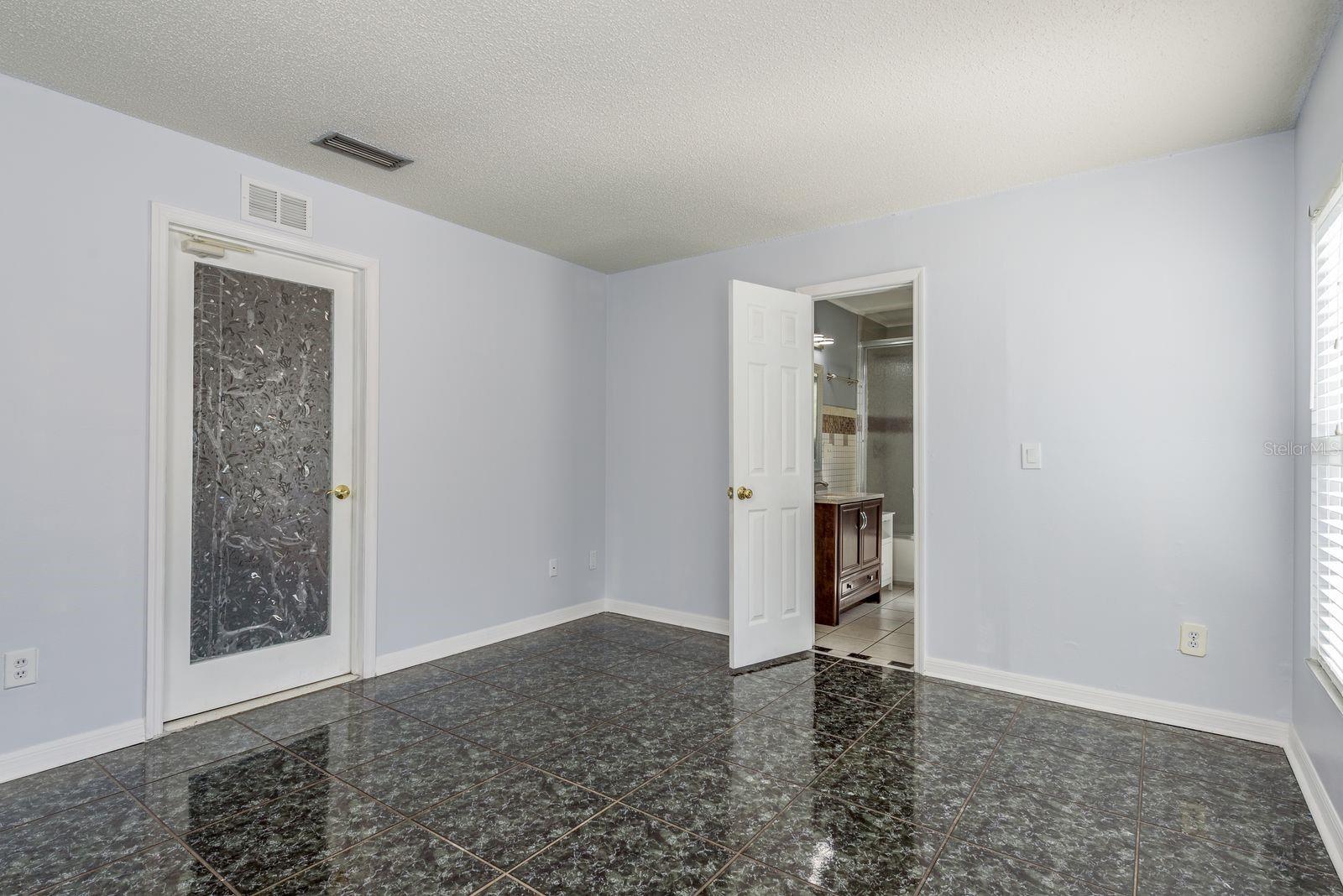 Image 20 of 39 For 7912 Soaring Trail Lane