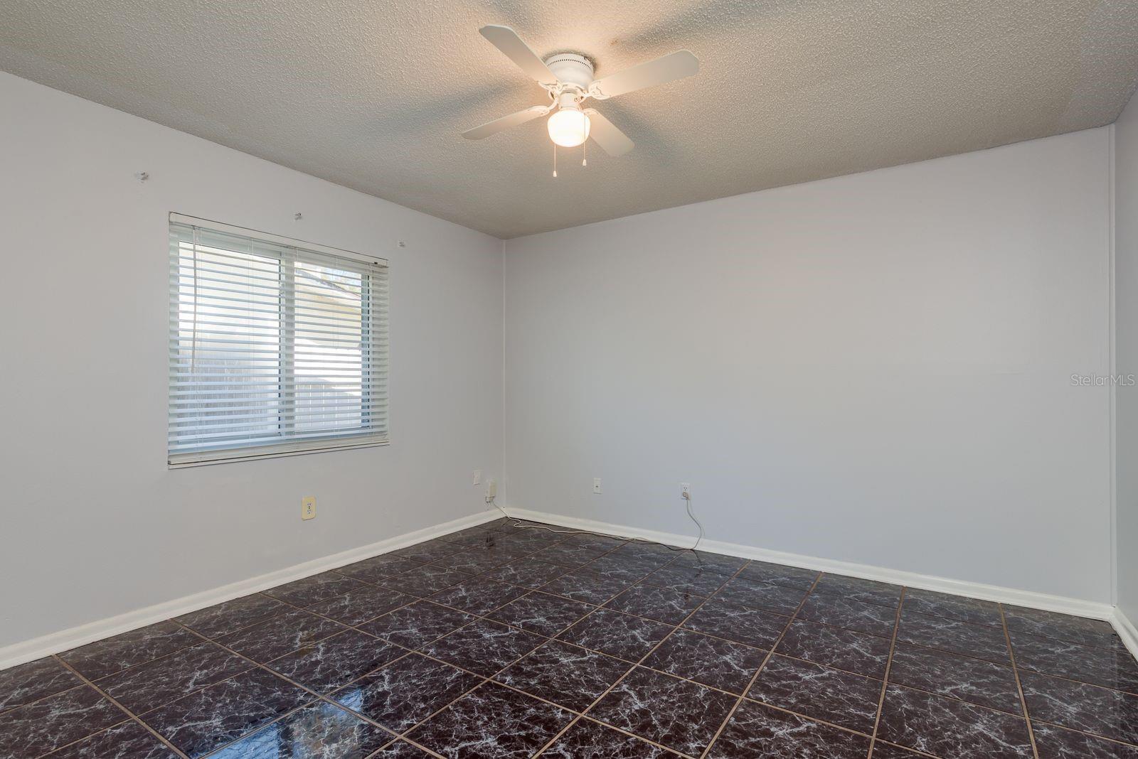 Image 27 of 39 For 7912 Soaring Trail Lane