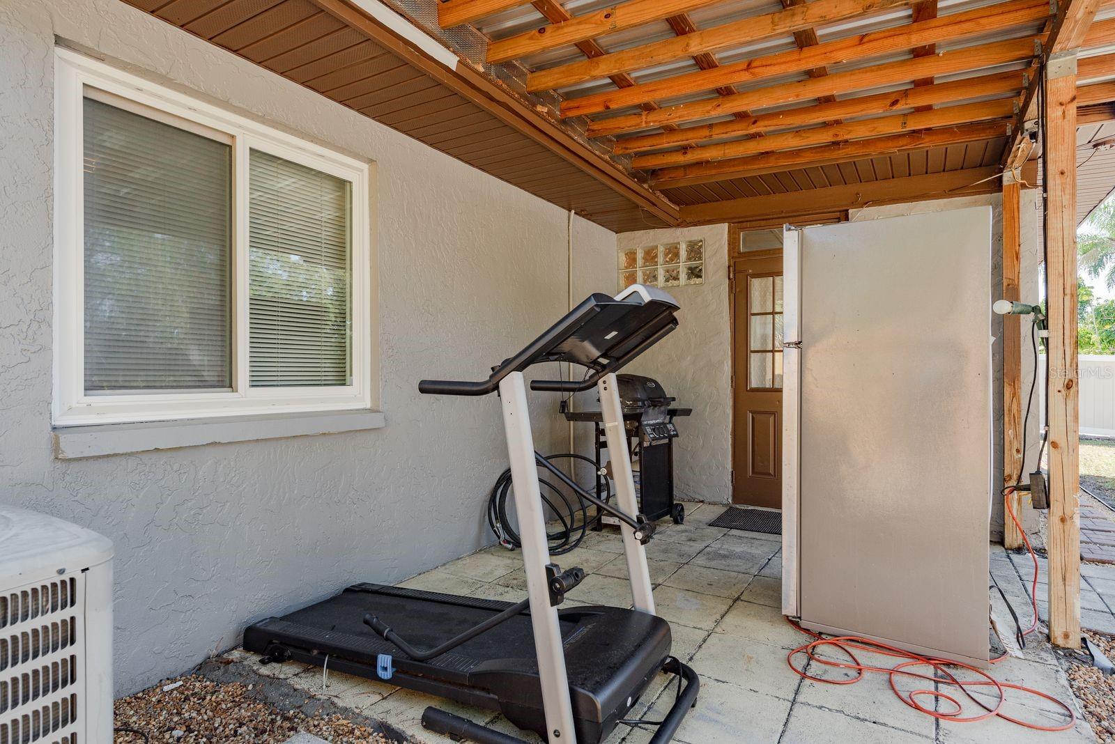 Image 33 of 39 For 7912 Soaring Trail Lane