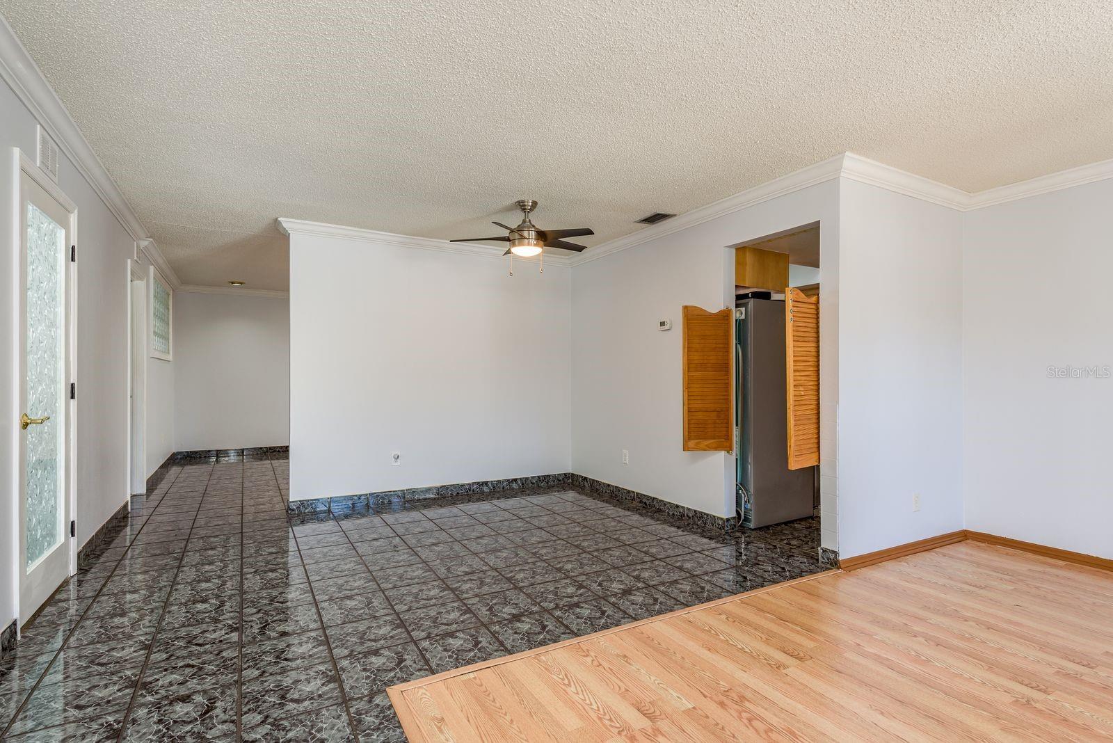 Image 6 of 39 For 7912 Soaring Trail Lane