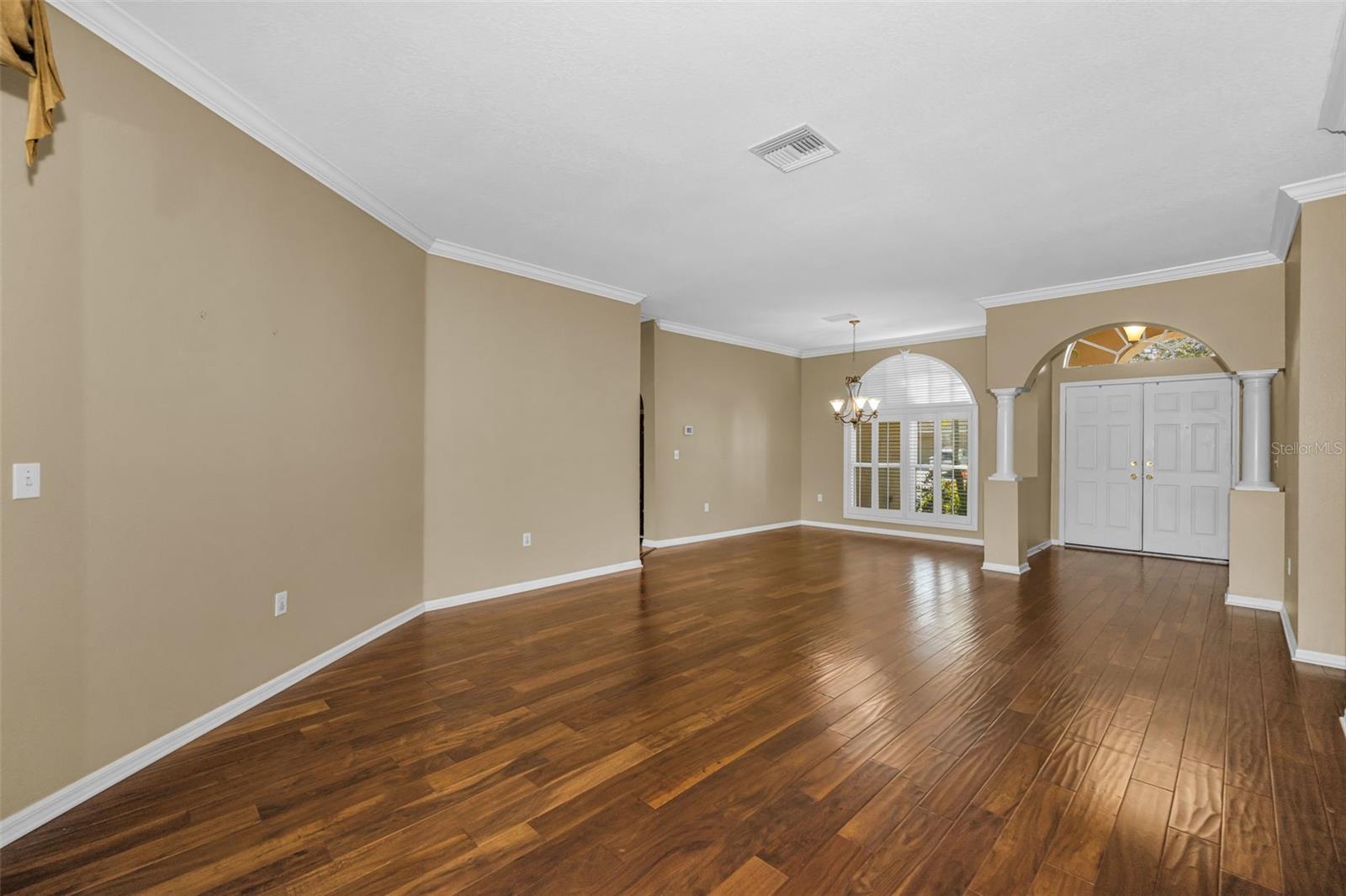 Image 10 of 73 For 4305 Harbor Lake Drive