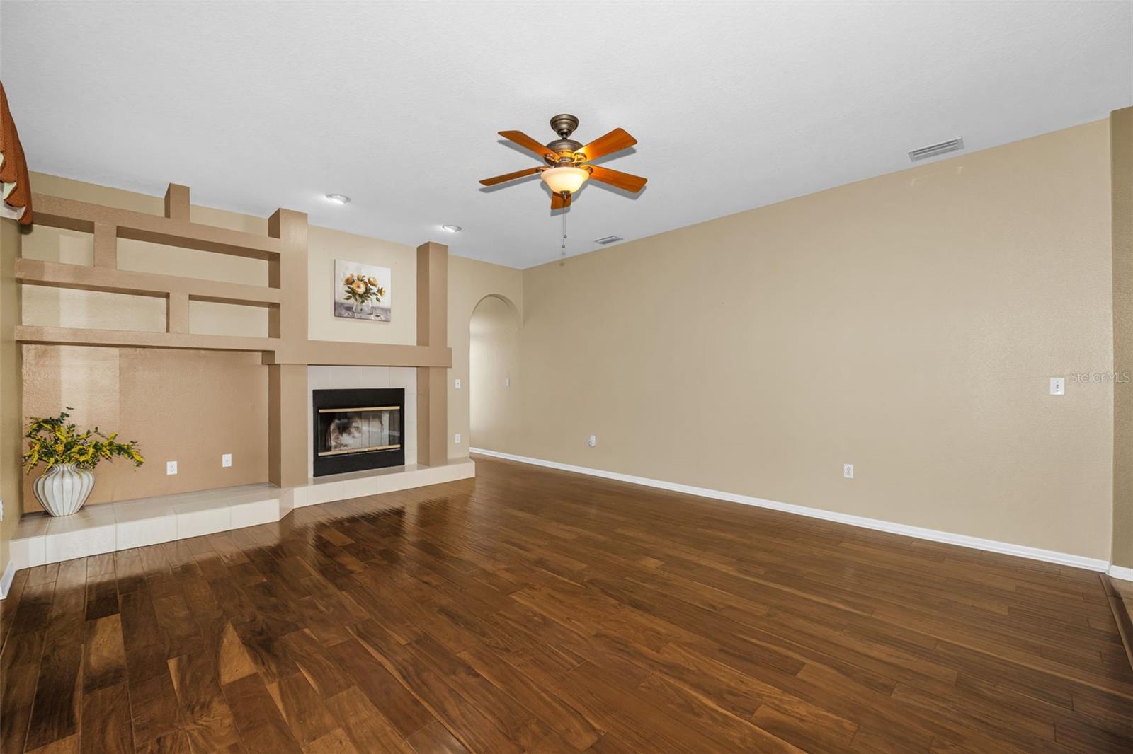 Image 22 of 73 For 4305 Harbor Lake Drive