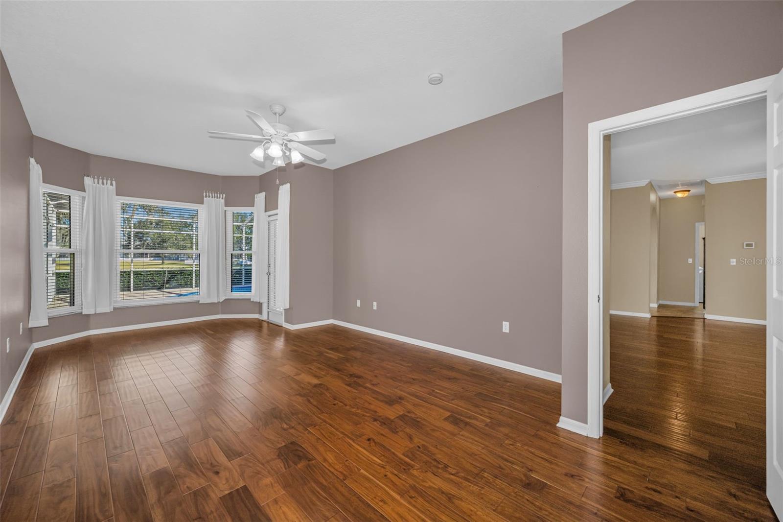 Image 23 of 73 For 4305 Harbor Lake Drive