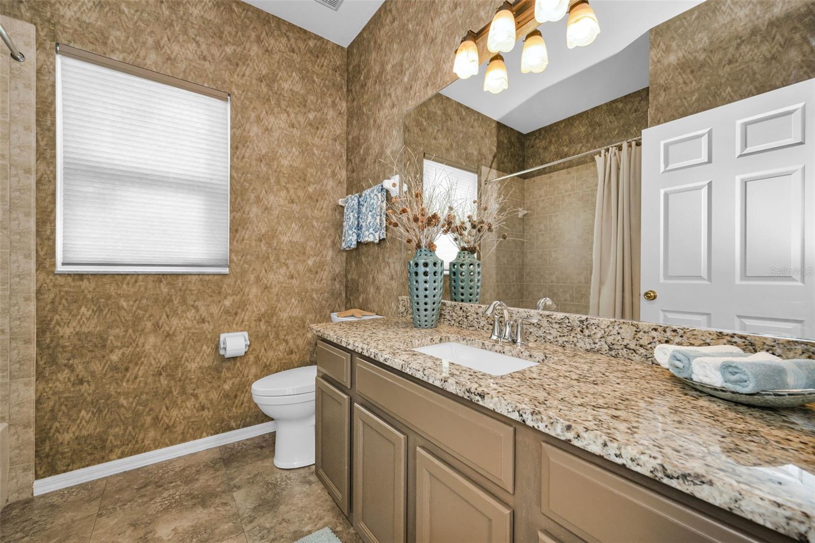 Image 31 of 73 For 4305 Harbor Lake Drive