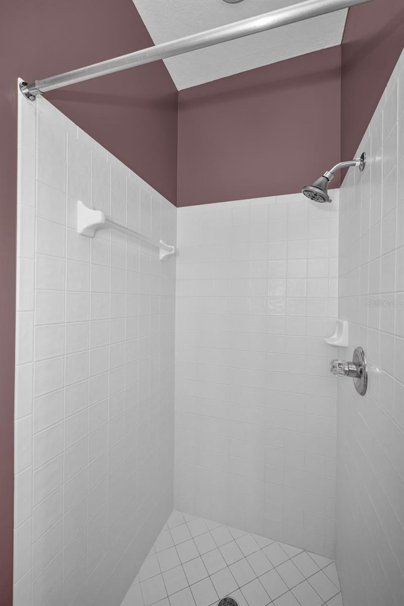 Image 34 of 73 For 4305 Harbor Lake Drive