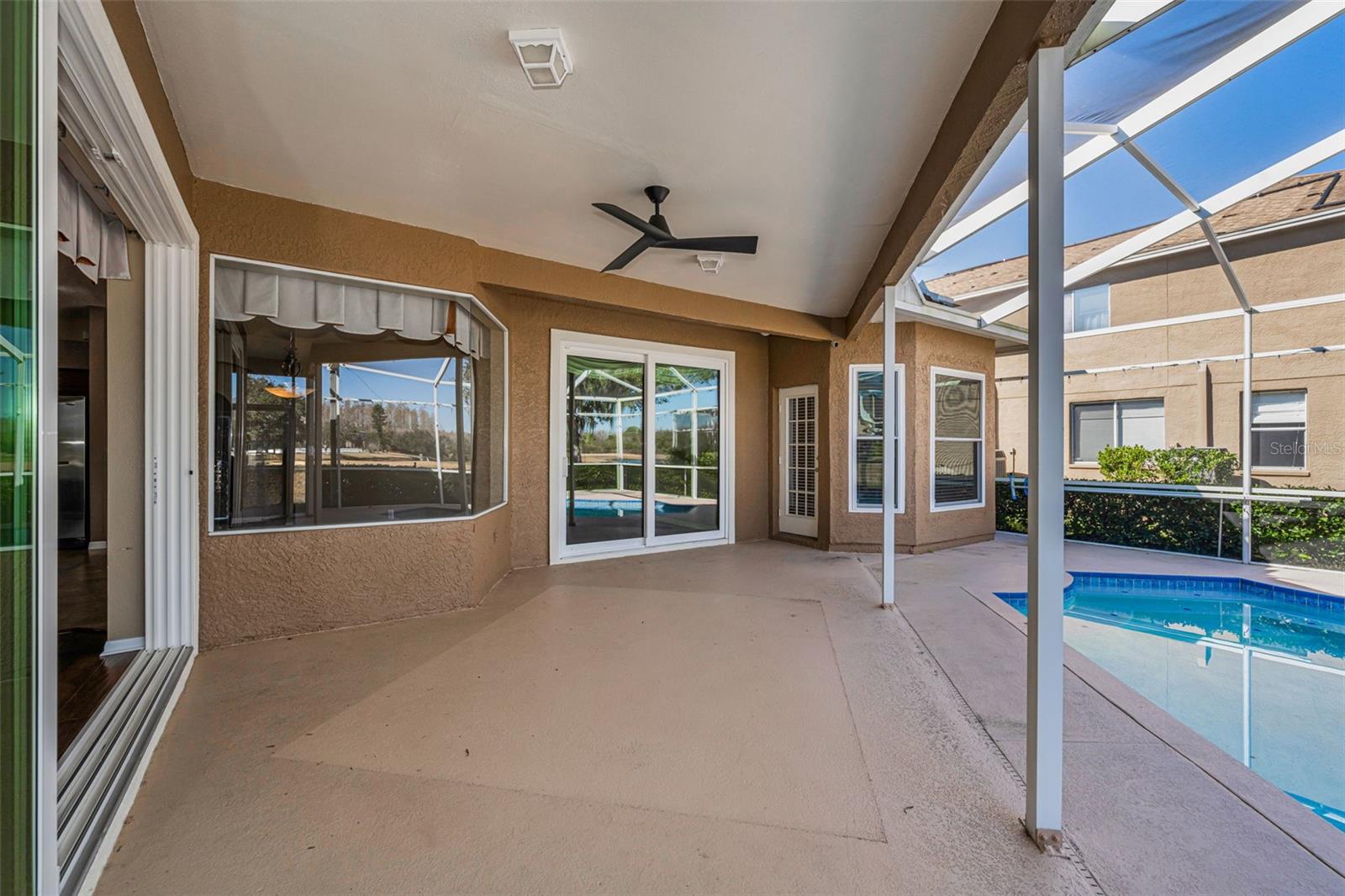 Image 38 of 73 For 4305 Harbor Lake Drive