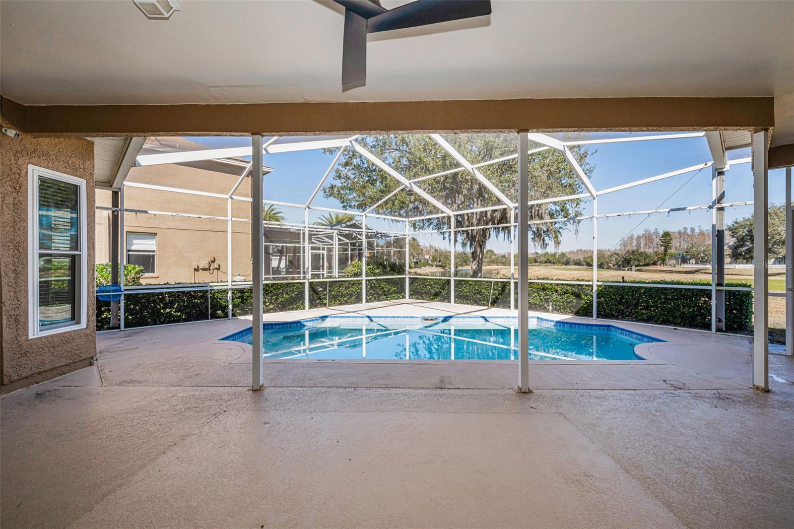 Image 42 of 73 For 4305 Harbor Lake Drive