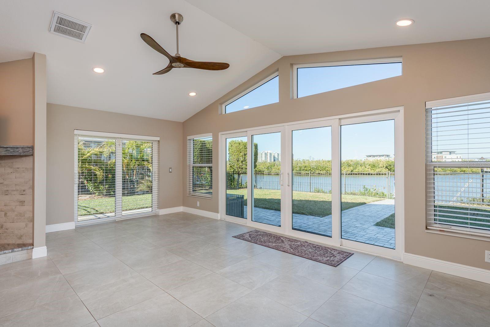 Listing photo id 12 for 4537 Rickover Court