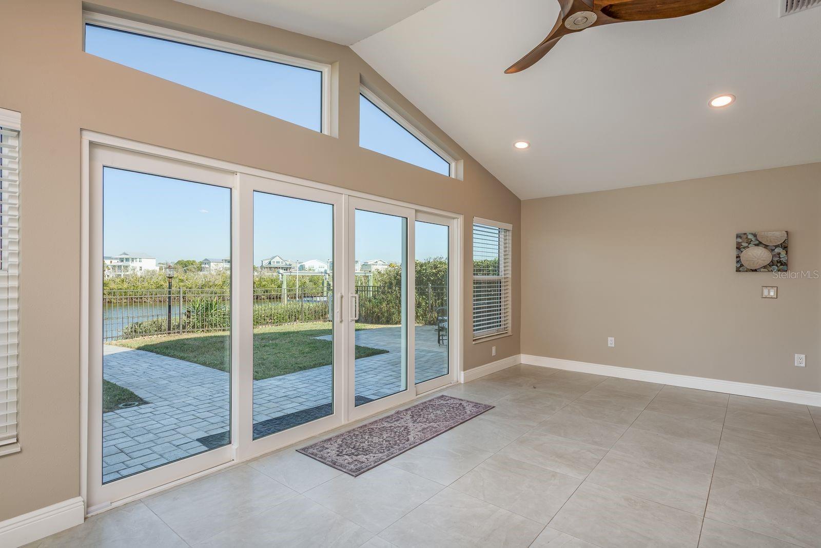 Listing photo id 13 for 4537 Rickover Court