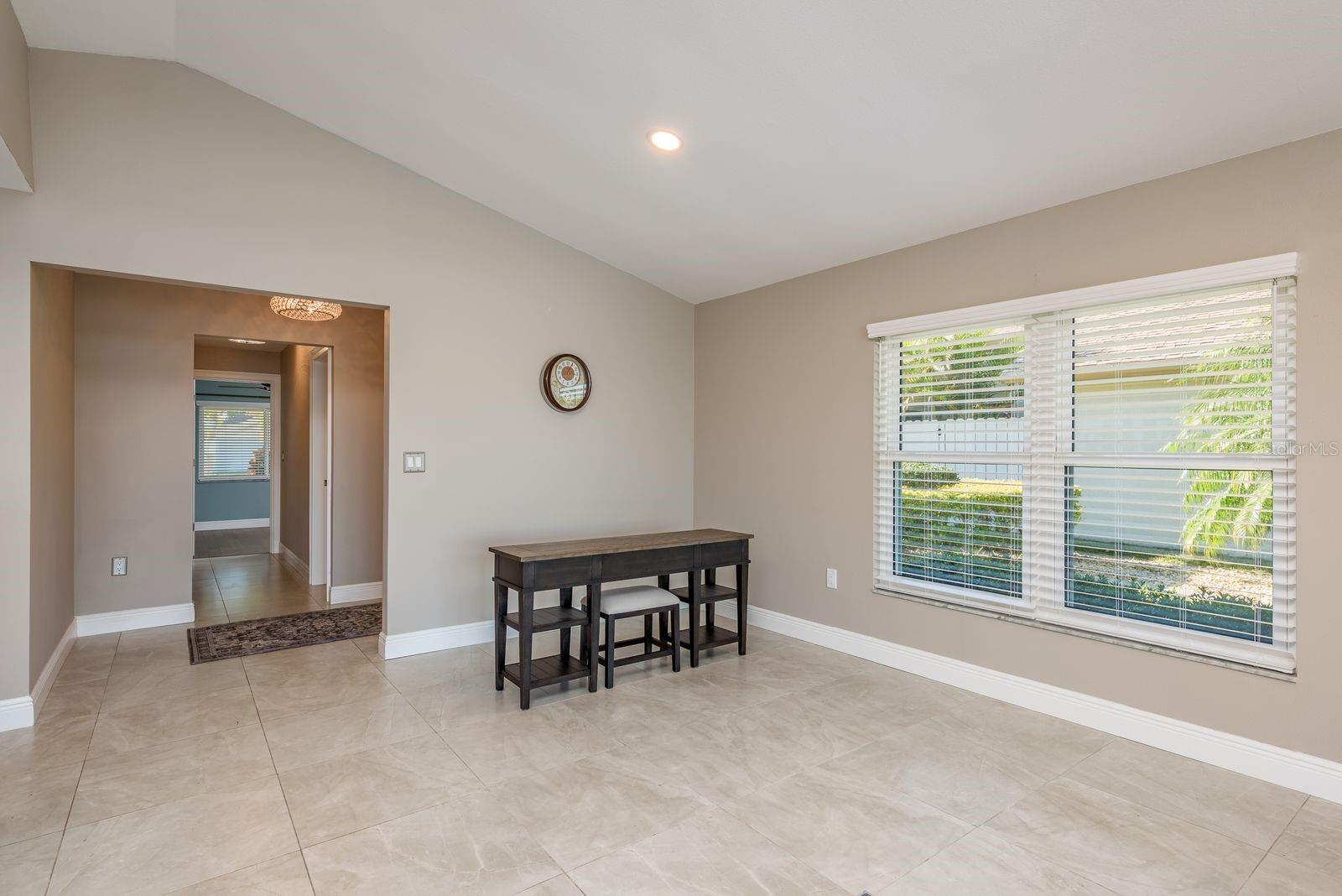 Listing photo id 15 for 4537 Rickover Court