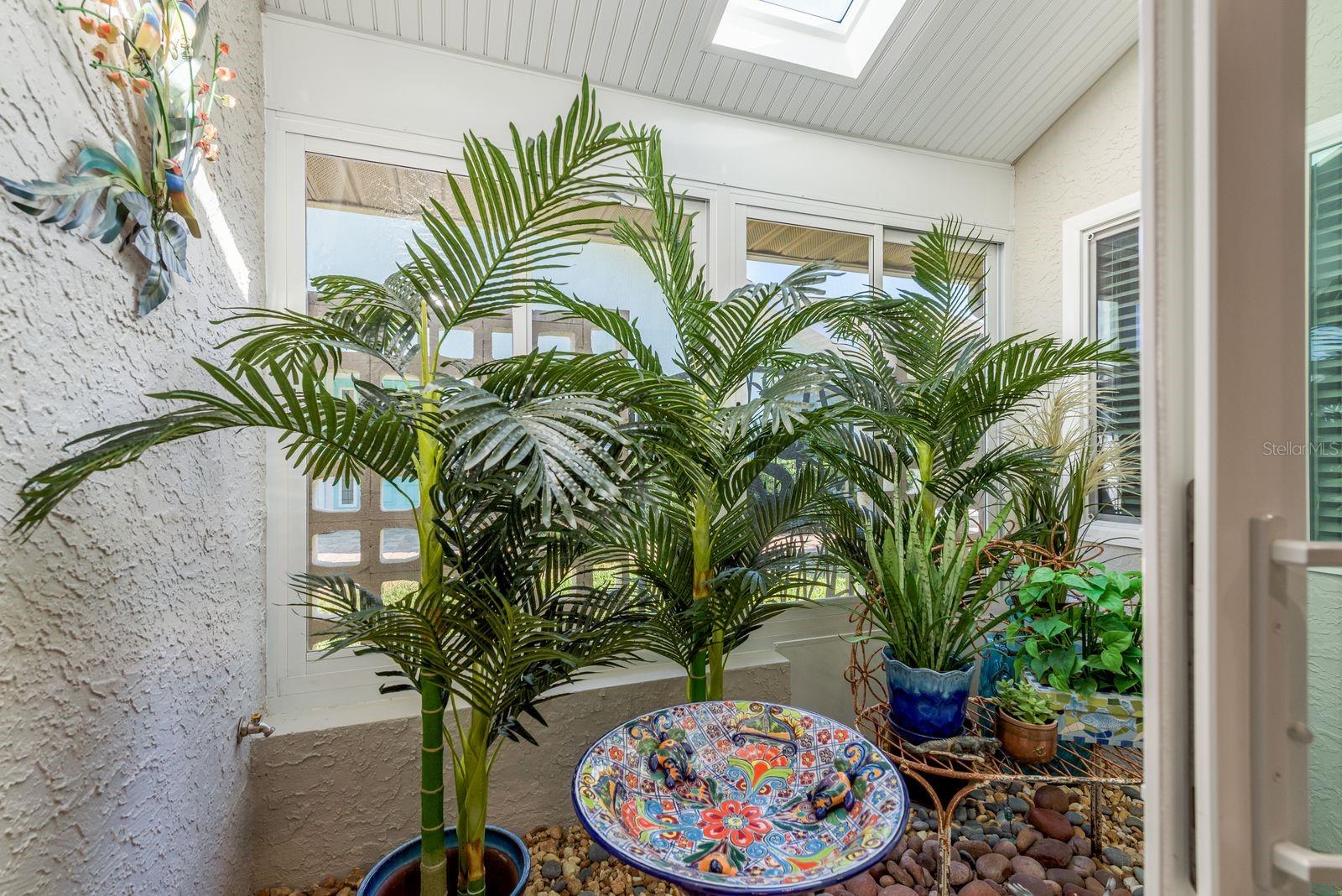 Listing photo id 21 for 4537 Rickover Court