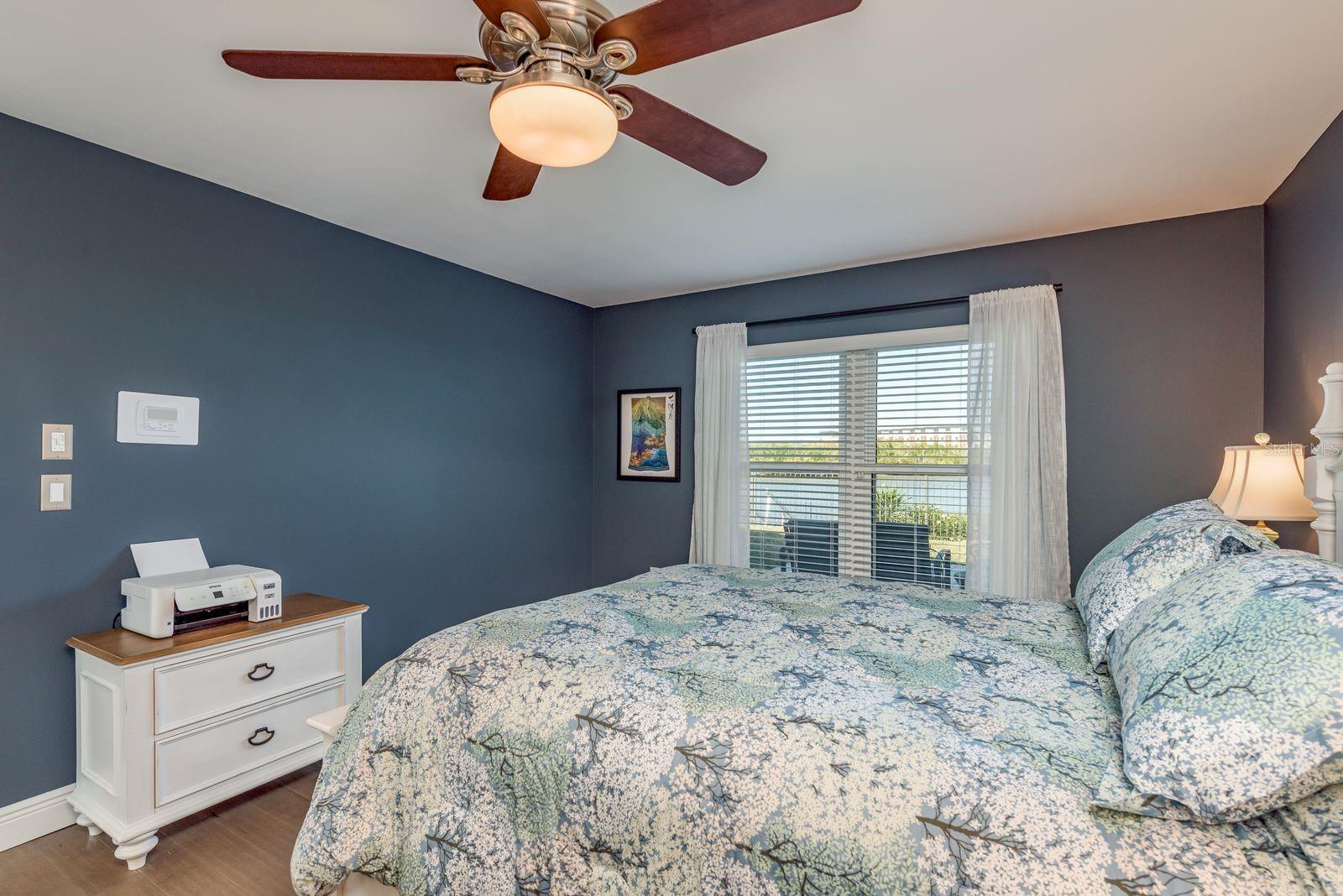 Listing photo id 24 for 4537 Rickover Court