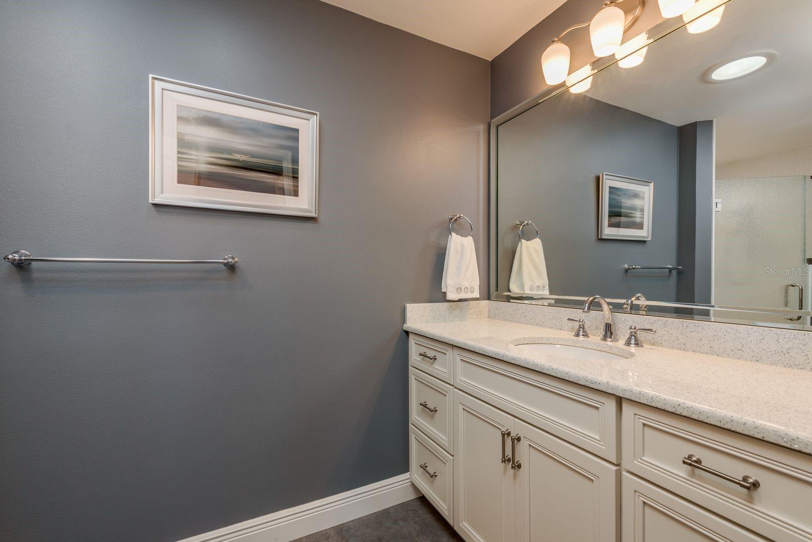 Listing photo id 25 for 4537 Rickover Court