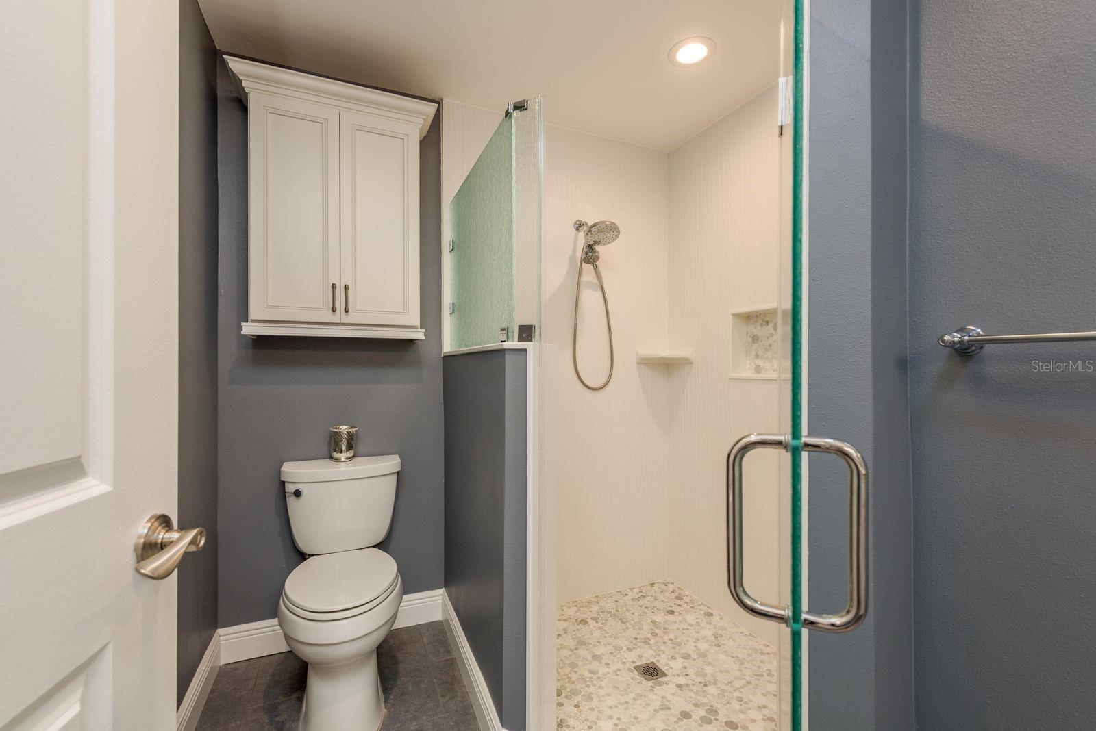 Listing photo id 26 for 4537 Rickover Court