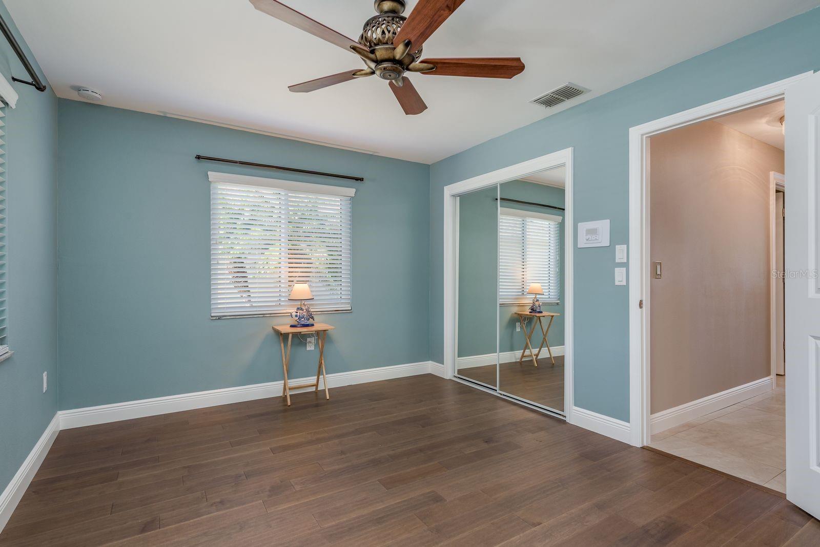 Listing photo id 28 for 4537 Rickover Court