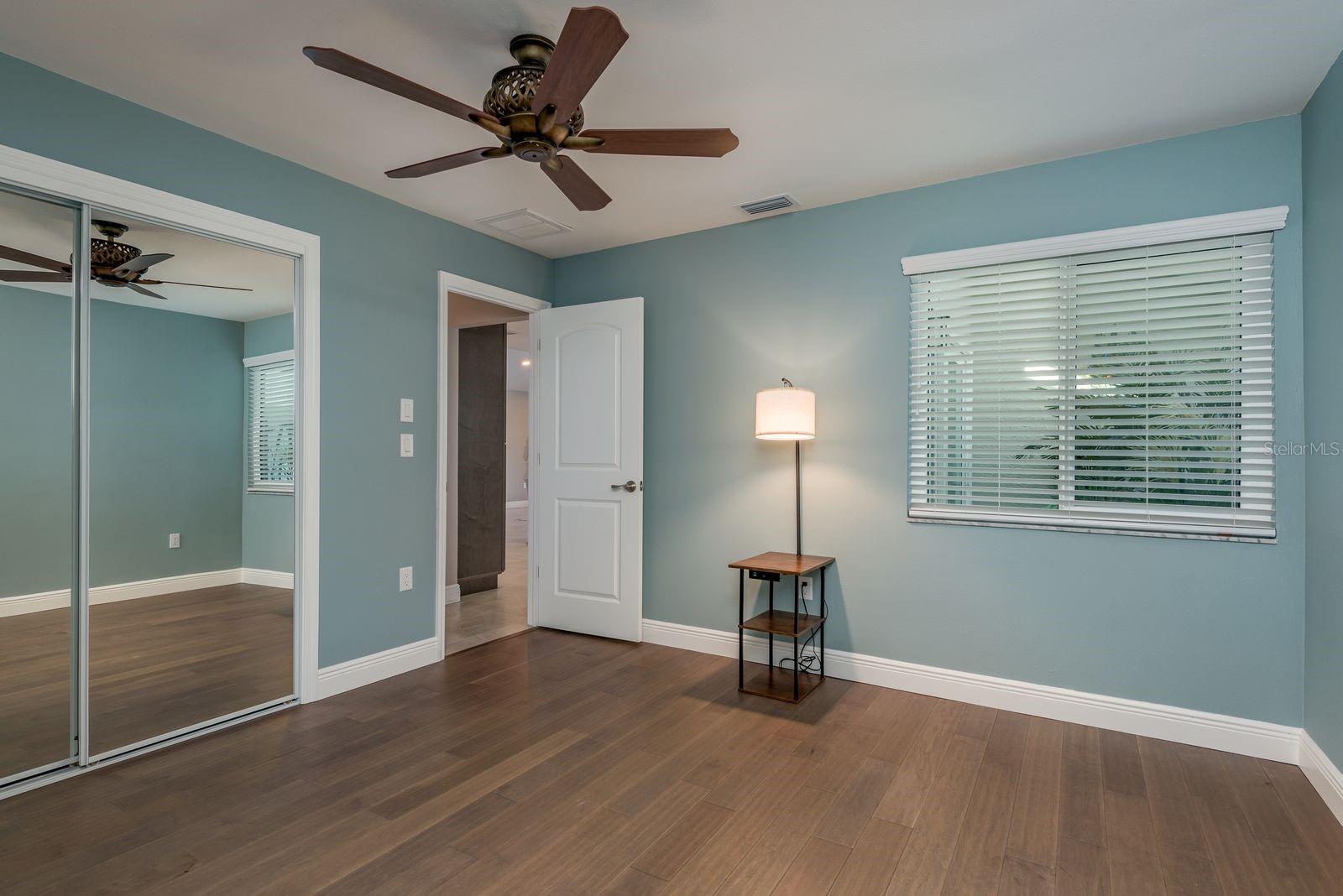 Listing photo id 32 for 4537 Rickover Court